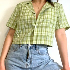 green plaid cropped buttoned-shirt